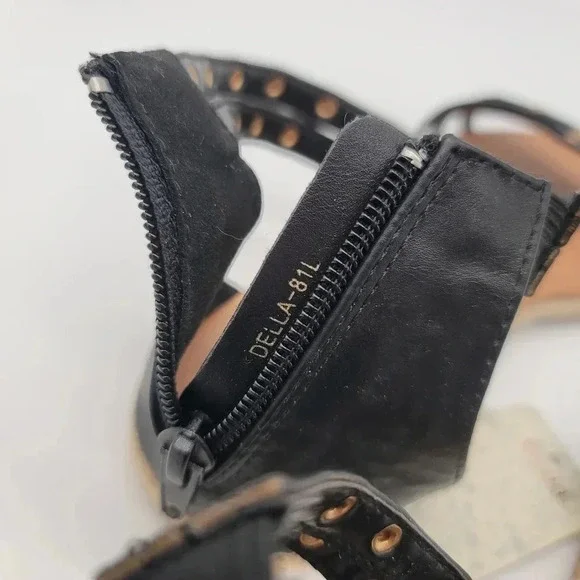 NWT Mudd Women's Studded Black Gold Ankle Zip Sandals Faux Leather Sz 8 - Picture 7 of 11